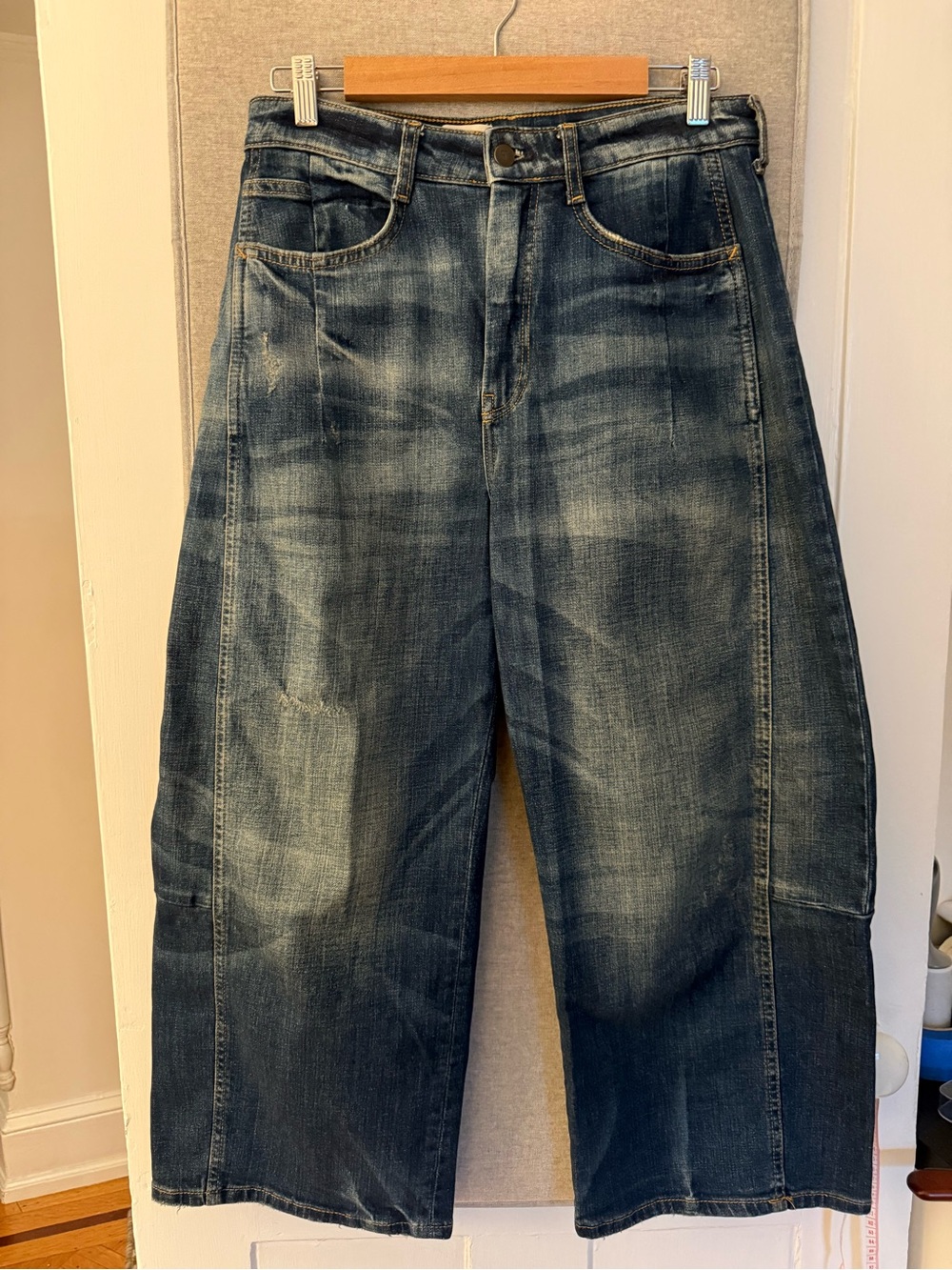 Pilcro (Anthropologie) Heritage Curve Mid-Rise Wide-Leg Jeans Washed Blue Denim - Picture 2 of 11
